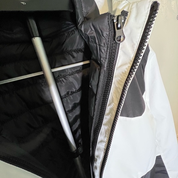 3 in 1 Active Jacket Design with Shell and Removable Inner Jacket - Picture 3 of 7